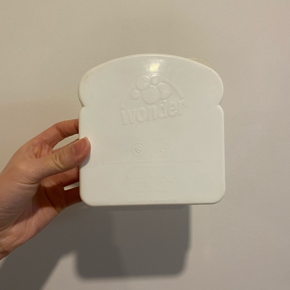 Wonderbread Sandwich Container - Picture 3 of 5